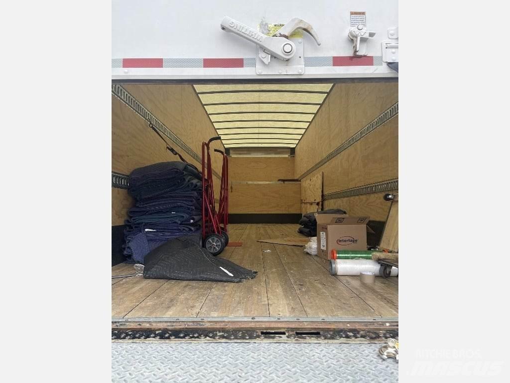 Ford F750 Skriňová nadstavba