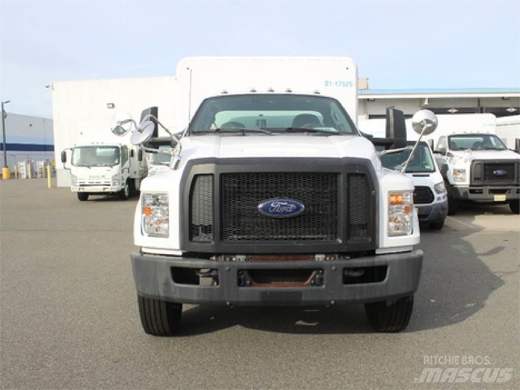 Ford F750 Vozidlá pre prepravu nápojov