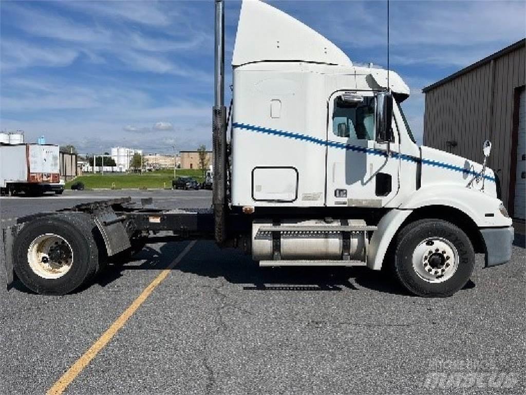 Freightliner CL112 Ťahače