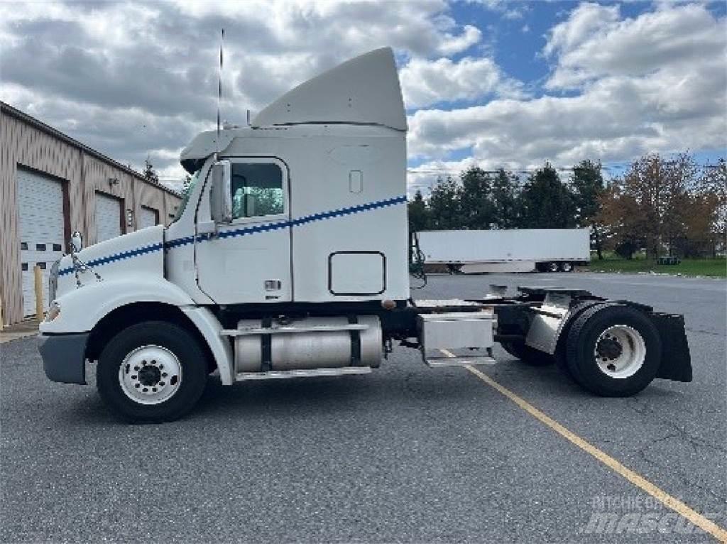 Freightliner CL112G Ťahače