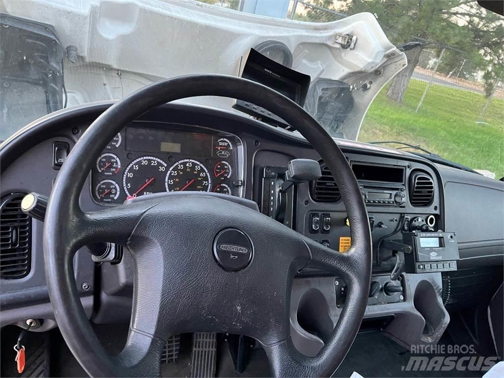 Freightliner M2 Chladiarenské nákladné vozidlá