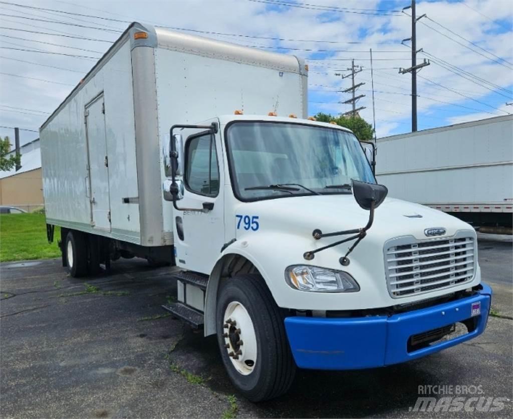 Freightliner M2 Skriňová nadstavba