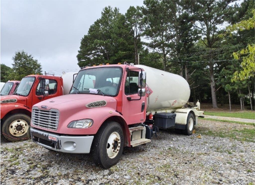 Freightliner M2 Ďalšie nákladné vozidlá