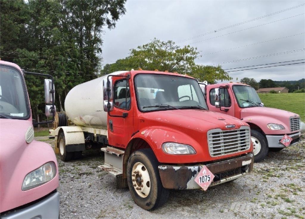 Freightliner M2 Ďalšie nákladné vozidlá