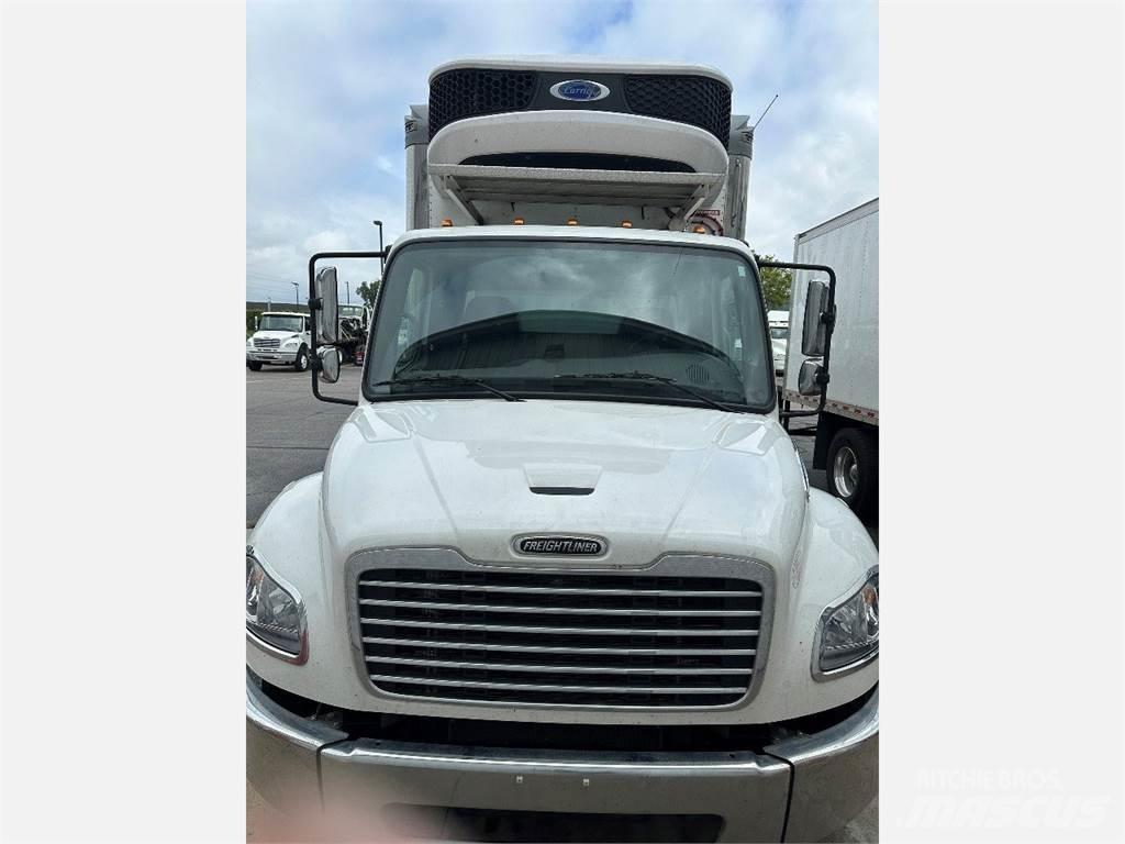 Freightliner M2 106 Chladiarenské nákladné vozidlá