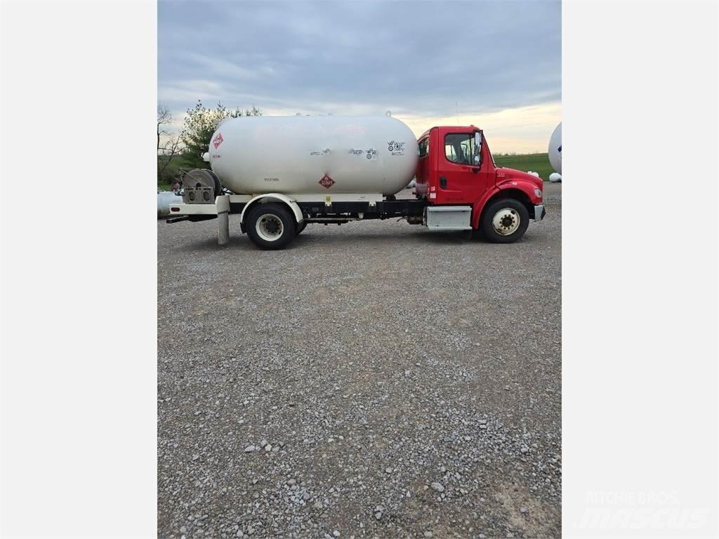 Freightliner M2 106 Ďalšie nákladné vozidlá
