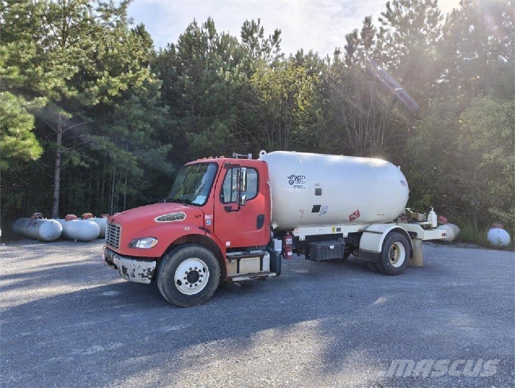 Freightliner M2 106 Ďalšie nákladné vozidlá