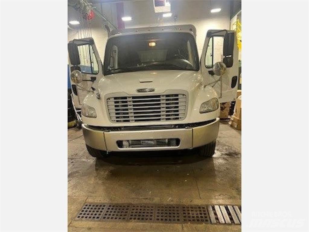 Freightliner M2106 Vozidlá pre prepravu nápojov