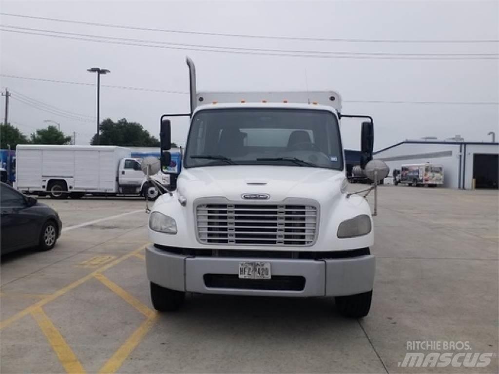 Freightliner M2106 Vozidlá pre prepravu nápojov