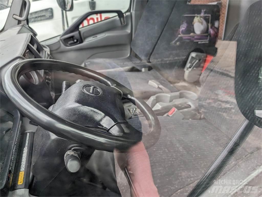 Hino 195 Chladiarenské nákladné vozidlá