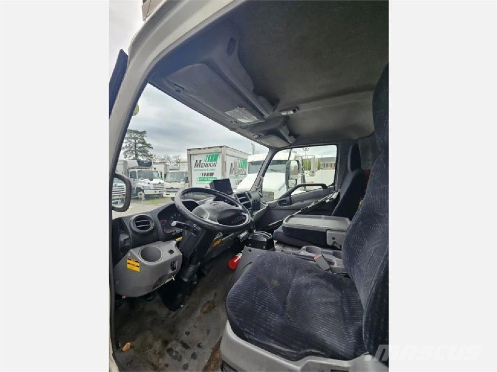 Hino 195 Chladiarenské nákladné vozidlá