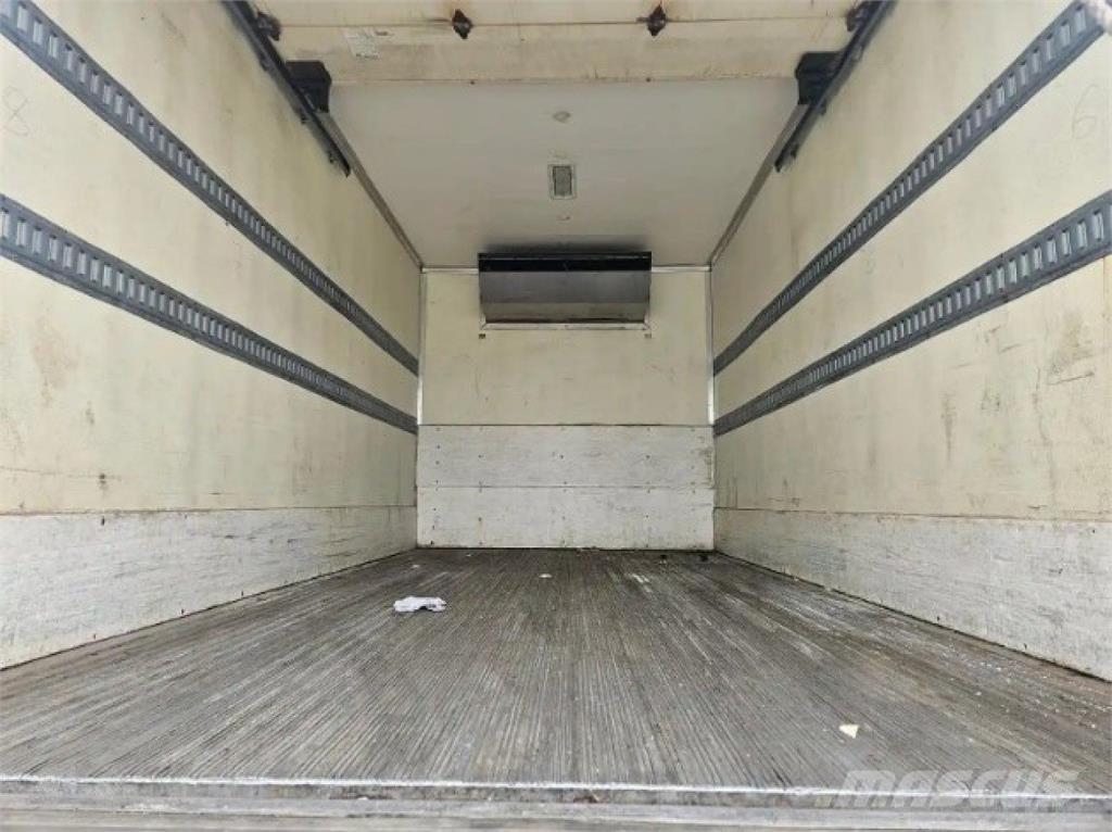 Hino 195 Chladiarenské nákladné vozidlá