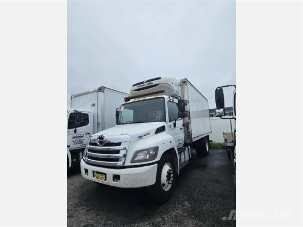 Hino 268 Chladiarenské nákladné vozidlá