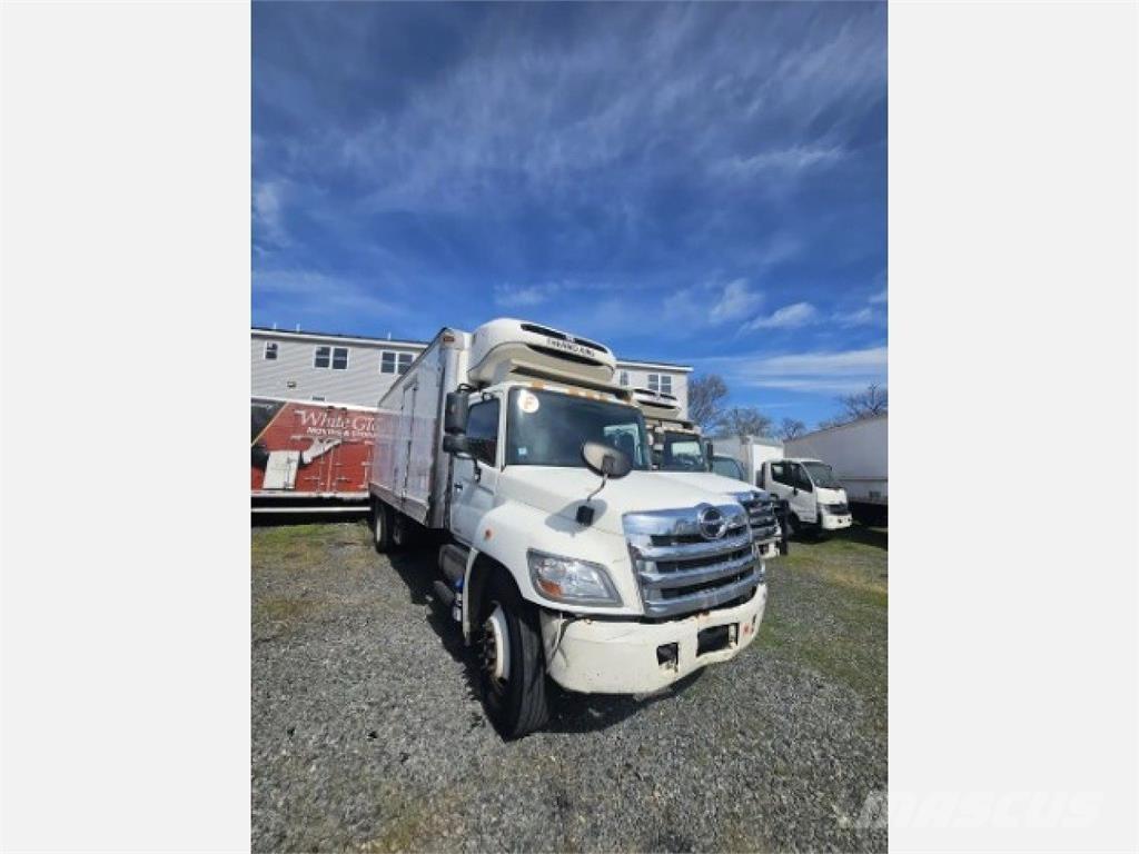 Hino 268 Chladiarenské nákladné vozidlá