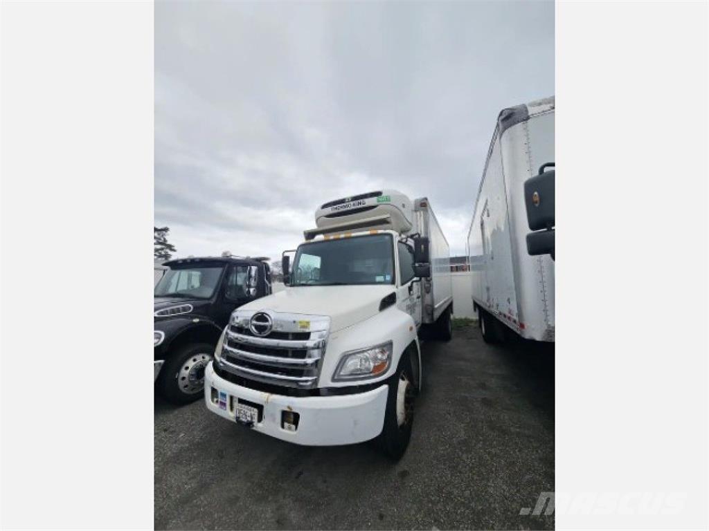 Hino 268 Chladiarenské nákladné vozidlá