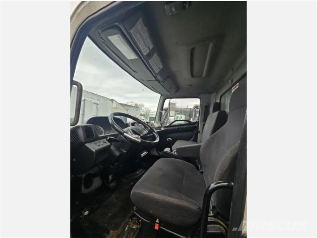 Hino 268 Chladiarenské nákladné vozidlá