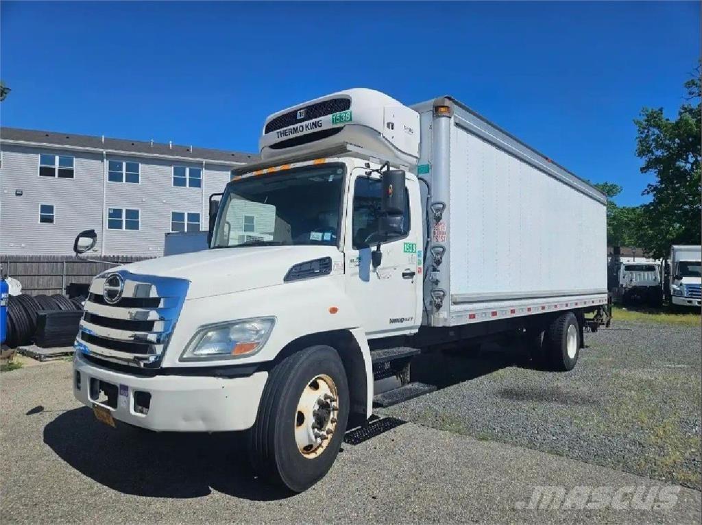 Hino 268 Chladiarenské nákladné vozidlá
