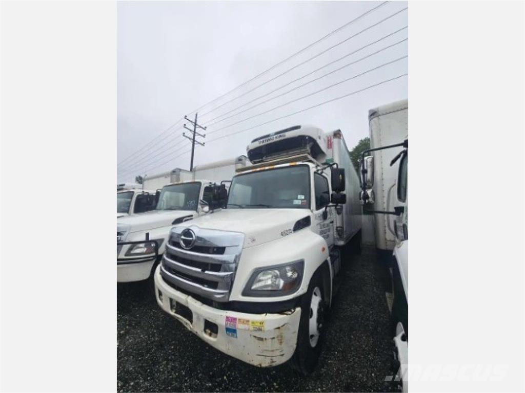 Hino 338 Chladiarenské nákladné vozidlá