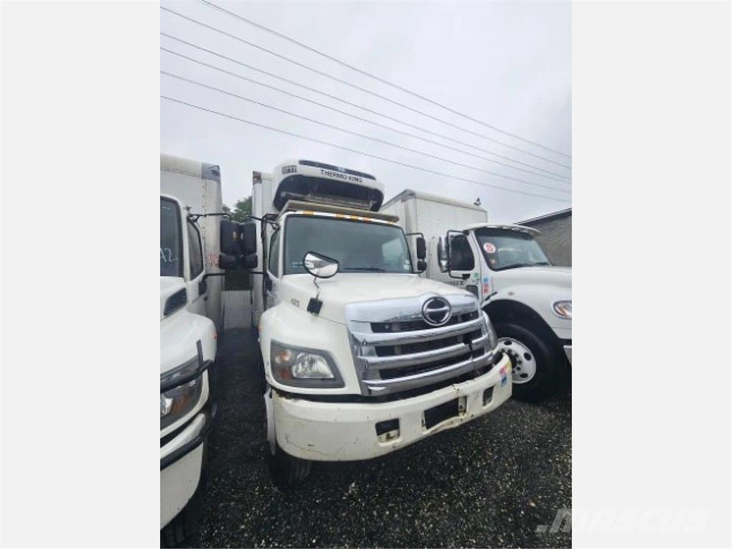 Hino 338 Chladiarenské nákladné vozidlá