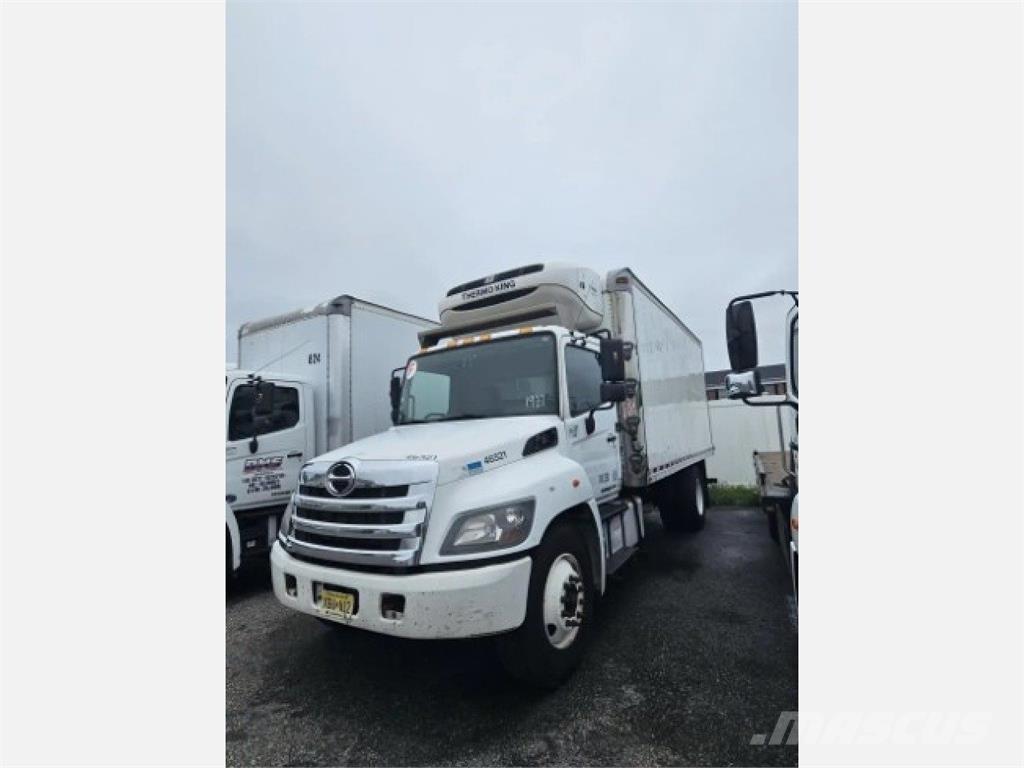 Hino 338 Chladiarenské nákladné vozidlá