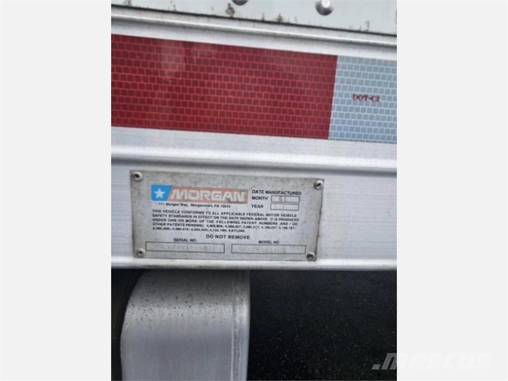 Hino 338 Chladiarenské nákladné vozidlá