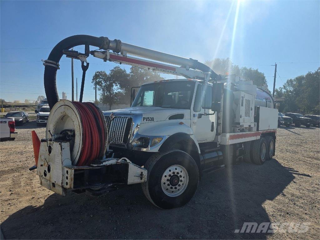 International 4400 Ďalšie nákladné vozidlá