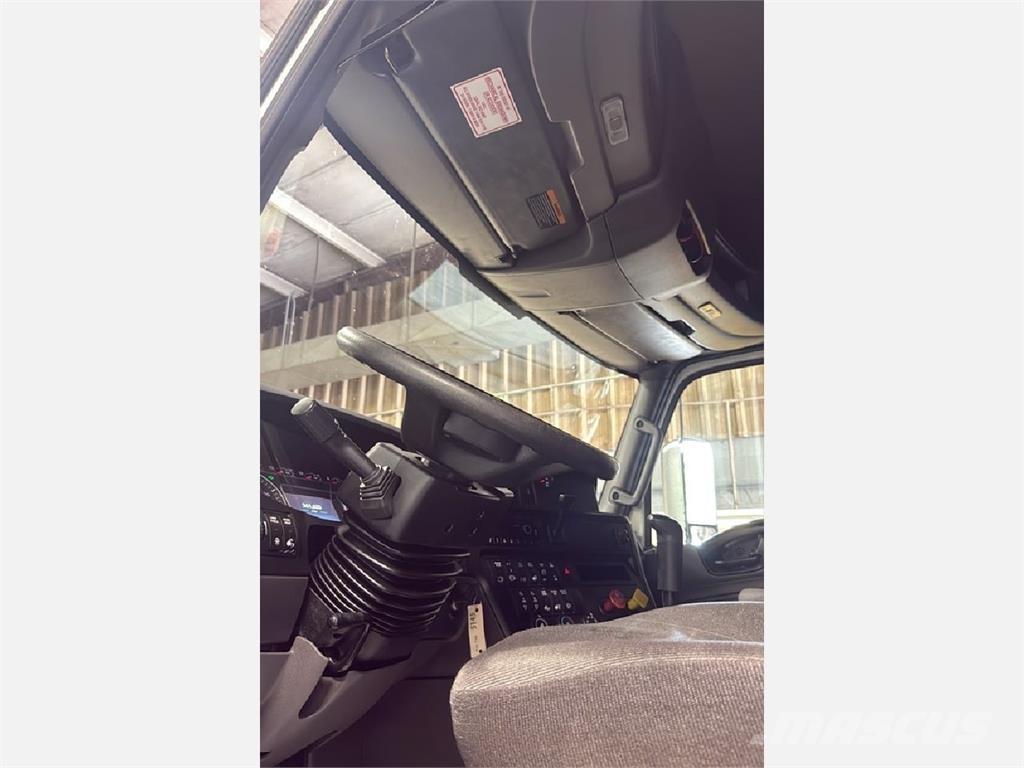 International LT625 Ťahače