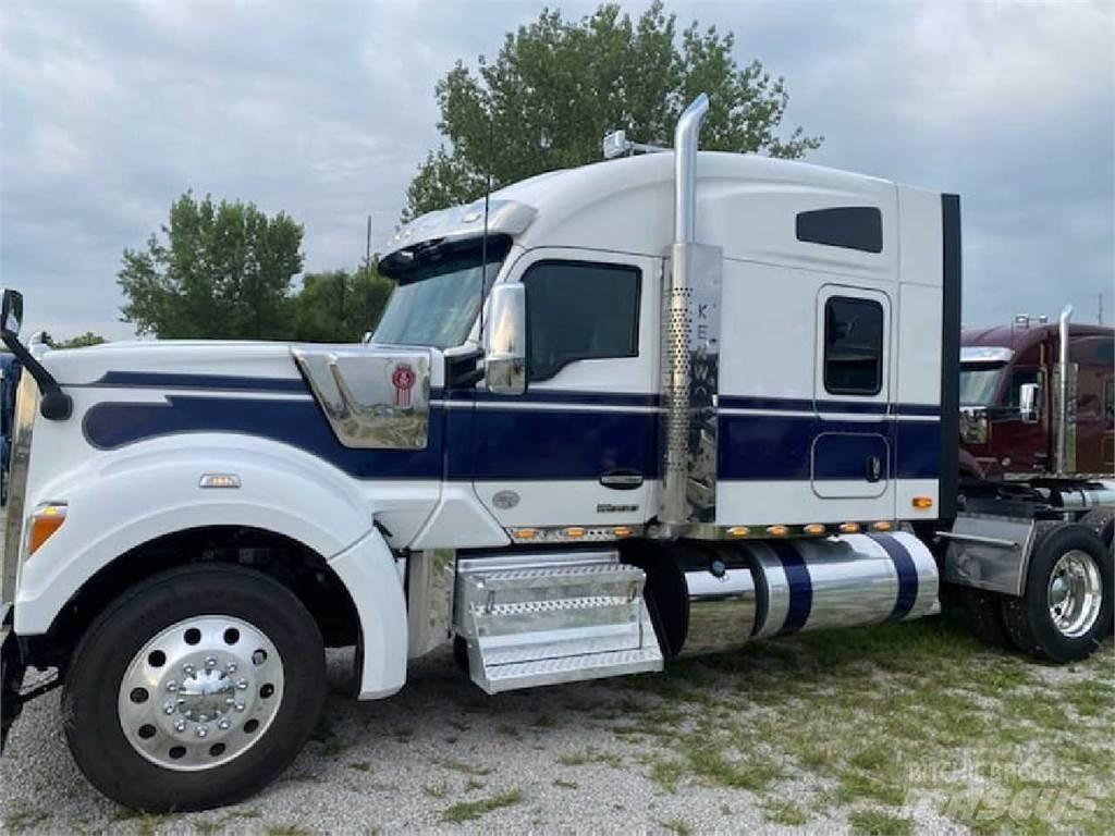 Kenworth W990 Ťahače