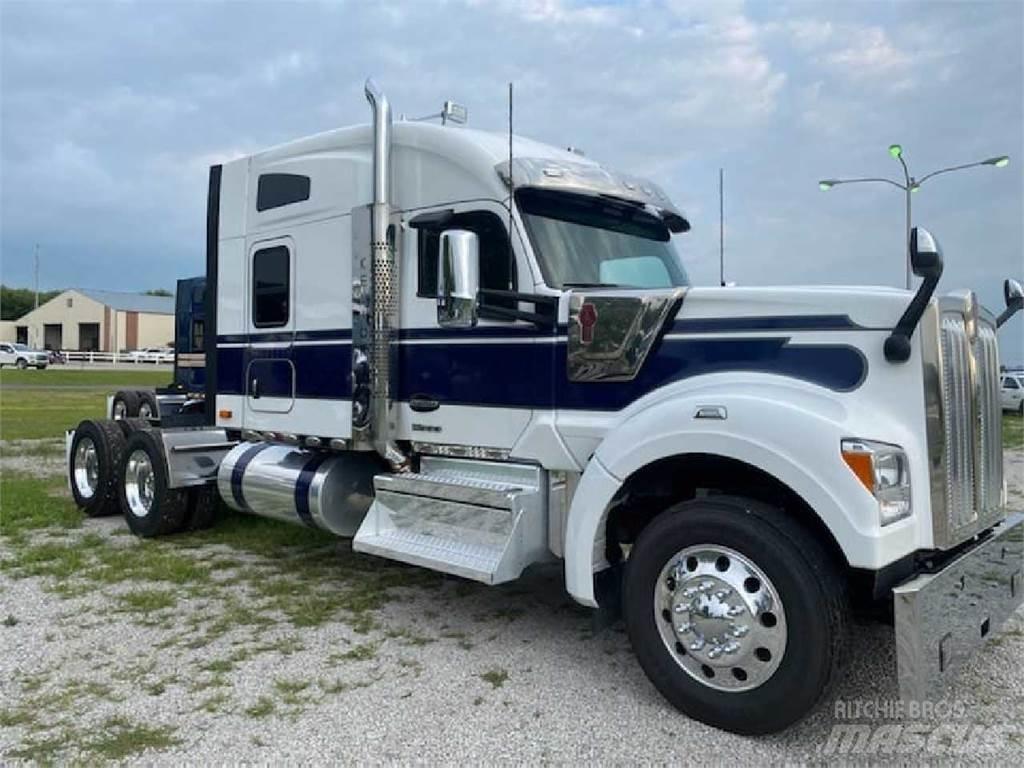 Kenworth W990 Ťahače