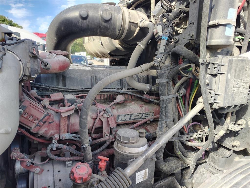 Mack Anthem 64T Ťahače