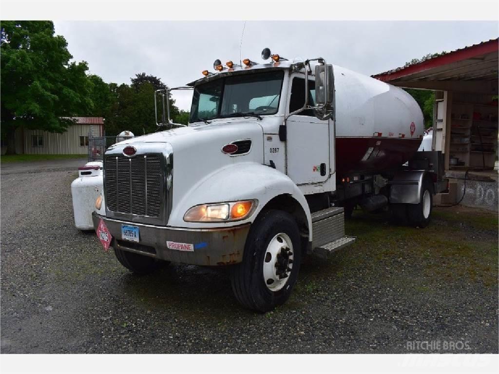 Peterbilt 335 Ďalšie nákladné vozidlá