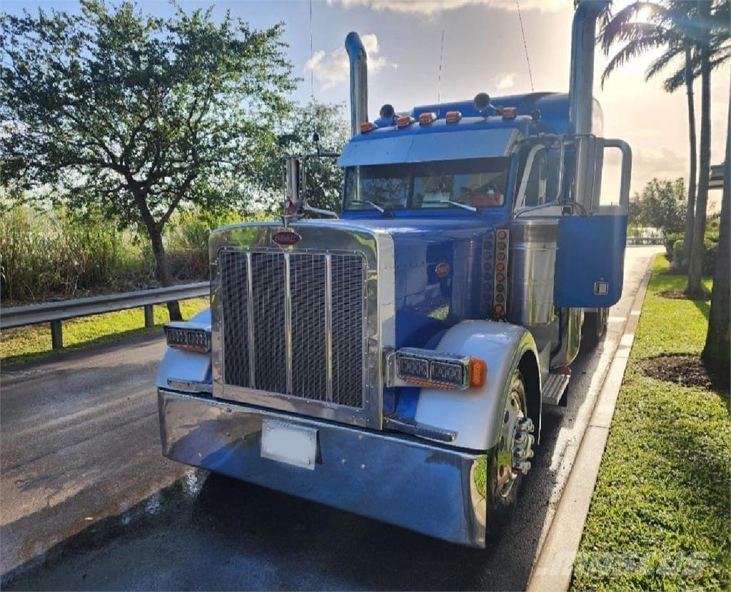 Peterbilt 379EXHD Ťahače
