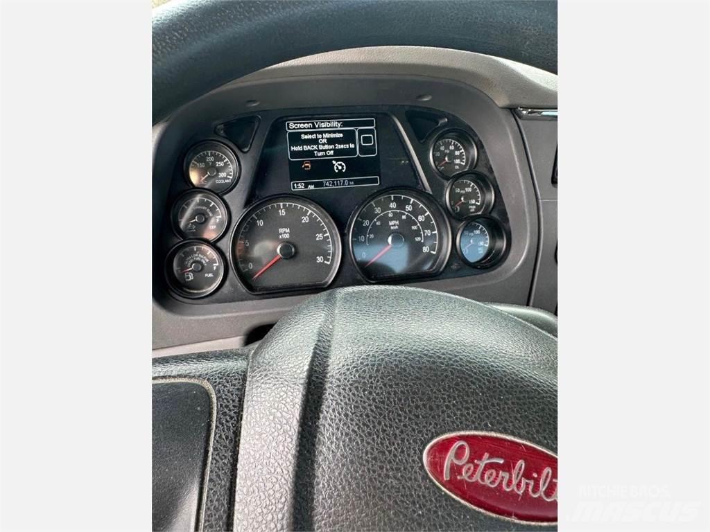 Peterbilt 567 Ťahače