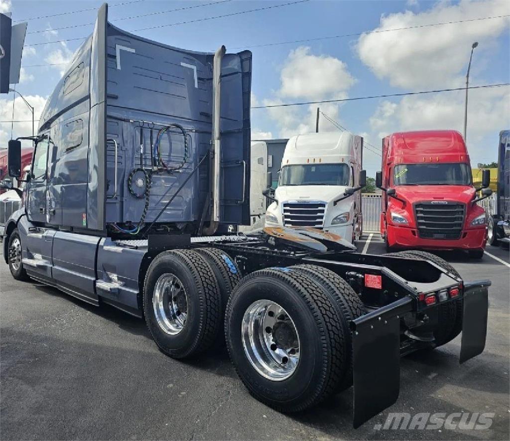 Volvo VNL64T760 Ťahače