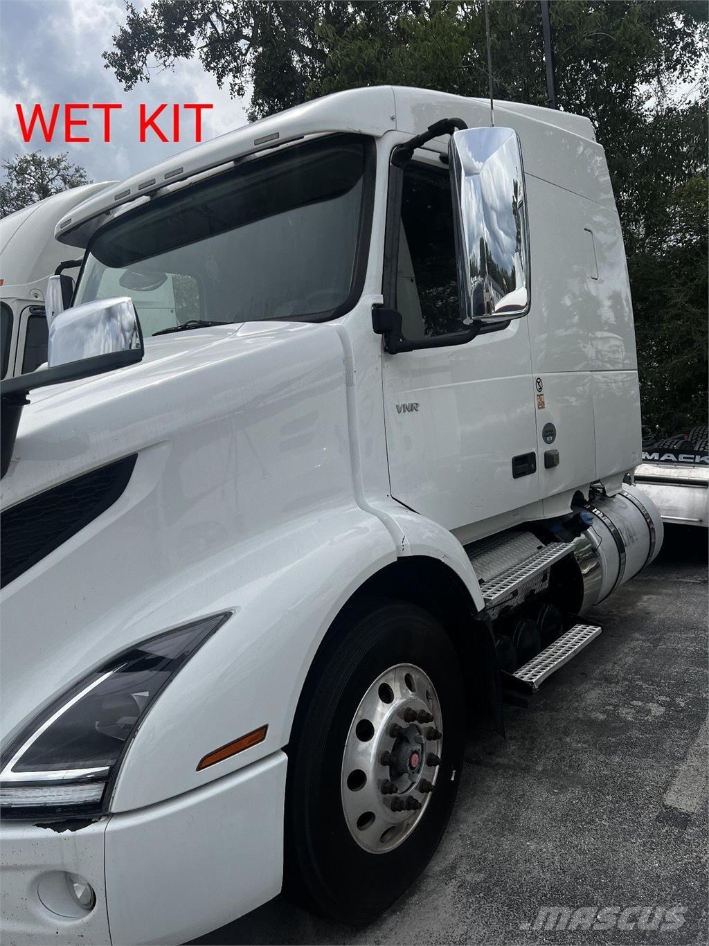 Volvo VNR64T640 Ťahače