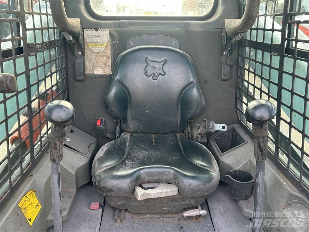 Bobcat S530 Šmykom riadené nakladače