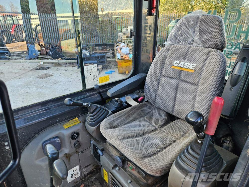 CASE CE CX30B Pásové rýpadlá