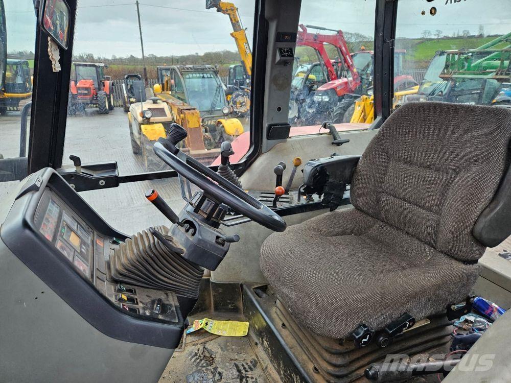 Case IH 5140 Pro Traktory