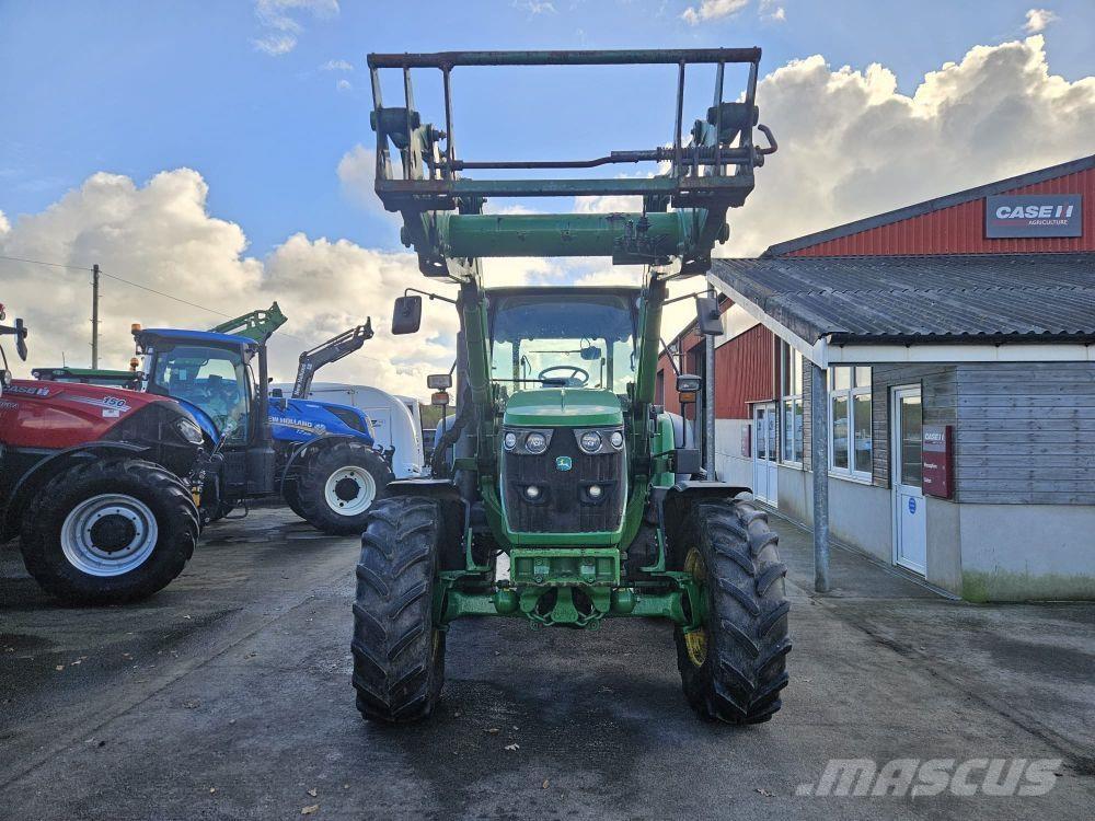 John Deere JD 6110 Traktory