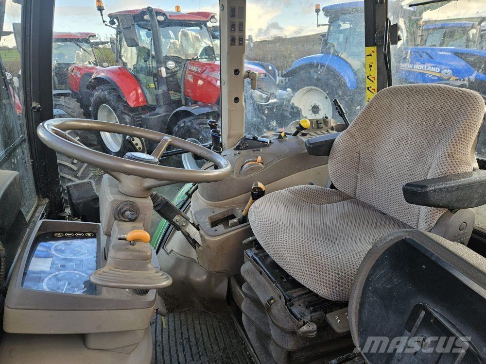 John Deere JD 6110 Traktory