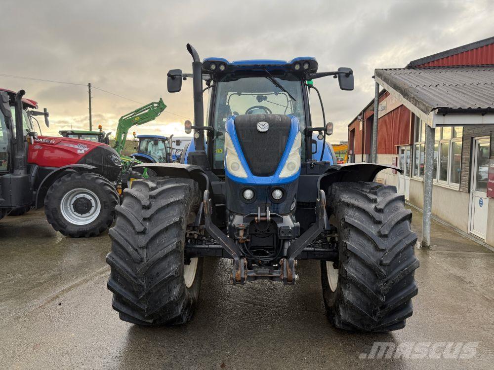 New Holland T7.225 Traktory