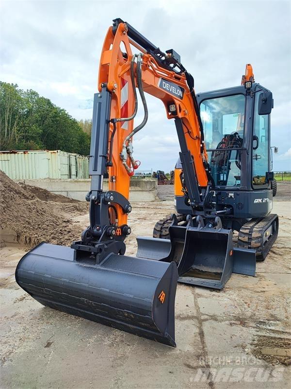 Develon DX27z-7 Mini rýpadlá < 7t