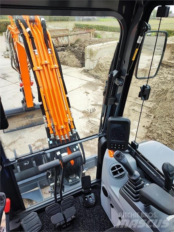 Develon DX27z-7 Mini rýpadlá < 7t