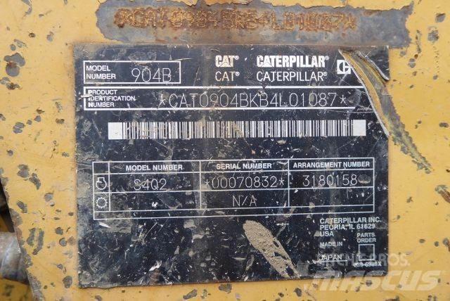 CAT 904B Kolesové nakladače