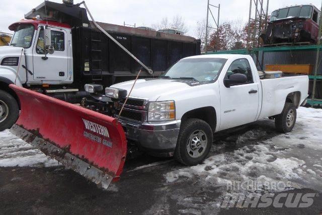 Chevrolet 2500HD Nakladacia/sklápacia bočnica