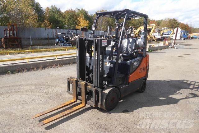 Doosan GC25P-5 Iné