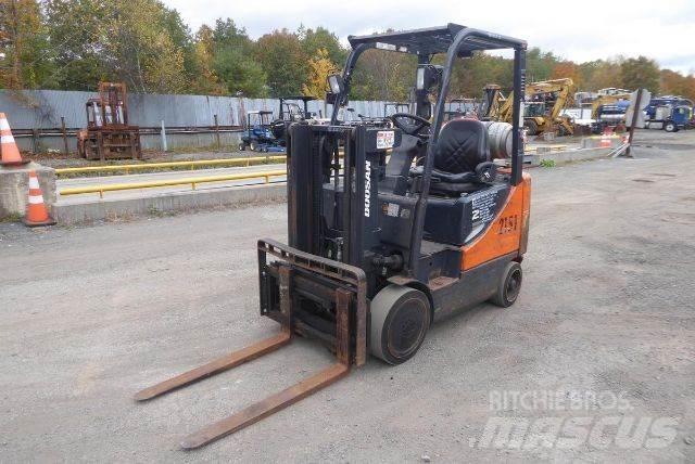 Doosan GC25P-5 Iné