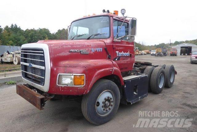 Ford L9000 Nákladné vozidlá bez nadstavby