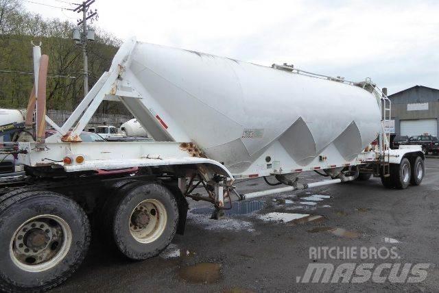 Fruehauf Bulk Cisternové prívesy