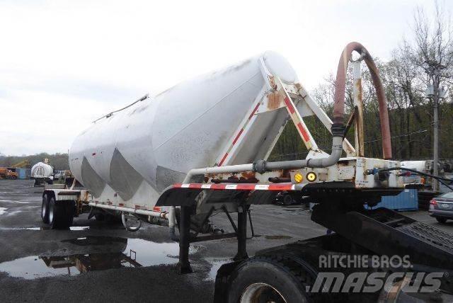 Fruehauf Bulk Cisternové prívesy